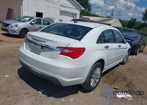 2013 Chrysler 200 Limited из США, поврежденный, VIN 1C3CCBCG2DN559197